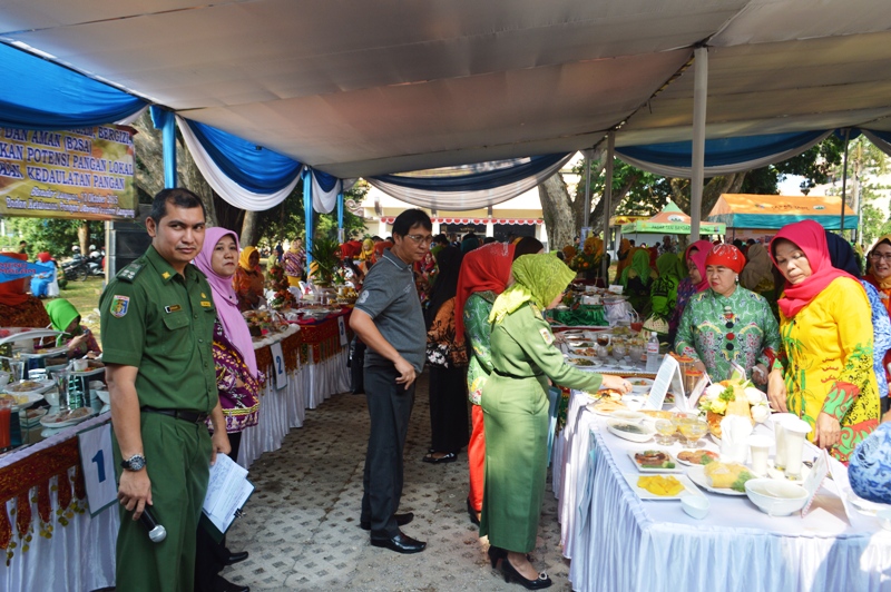 Suasana Lomba B2SA Pemerintah Provinsi Lampung dalam rangka menyambut Hari Pangan Sedunia Ke 35 Tingkat Provinsi, Senin (12/10/2015).