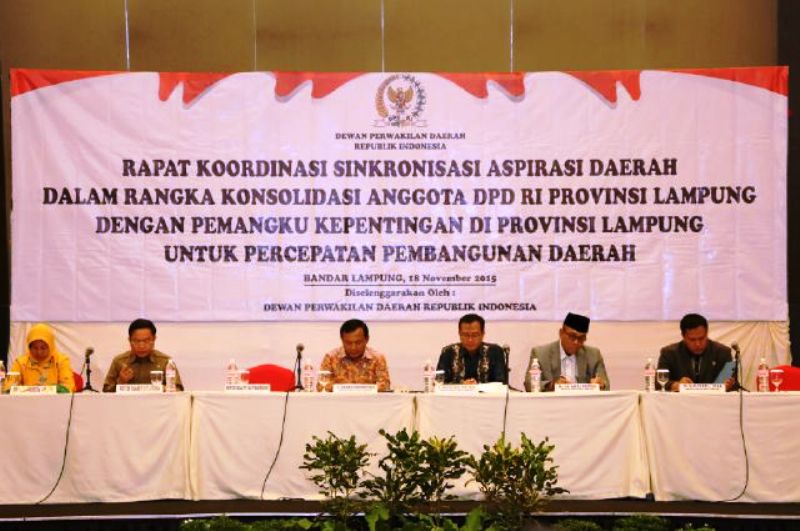 Kunjungan Kerja DPD RI dalam rangka Rapat Koordinasi Sinkronisasi Aspirasi Daerah dalam rangka Konsolidasi Anggota DPD RI dengan para pemangku kepentingan di Provinsi Lampung Rabu  (17/11) di Ball Room Novotel, Bandar Lampung.
