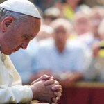 Paus Berdoa untuk Korban Teror di Indonesia dan Burkina Faso