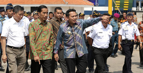 8Presiden-Jokowi-Resmikan-Dermaga-Bakauheni-Gede-Tim-Media-Ridho-13-Juni-edit