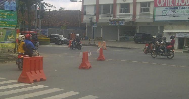 Jalan-dr-Rivai-Menuju-RSUDAM-Lampung-Ditutup-Davit-29-Maret-e1459225602603