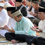 Gubernur Lampung M. Ridho Ficardo Laksanakan Salat Id di Lapangan Saburai Bandar Lampung