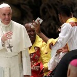 Peduli Rohingya, Paus Fransiskus ke Myanmar Akhir 2017