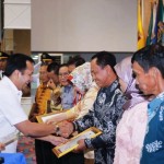 Gubernur Lepas 332 PNS yang Memasuki Masa Purna Bakti