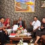 Gubernur Ridho Upayakan 57 Ribu Anak Putus Sekolah Masuk Program Indonesia Pintar