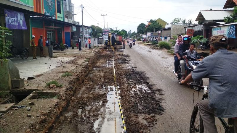 Kondisi jalan di Kecamatan Pringsewu, Ambarawa.