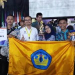 Universitas Lampung Sabet Dua Penghargaan Pada KMI Award