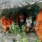 Basarnas Evakuasi WNA Asal Malaysia Korban Tsunami di Kalianda